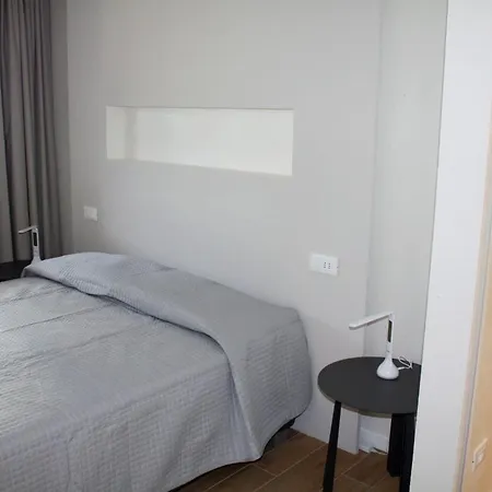 Cozy Flat With Sea View Balcony Apartmán *